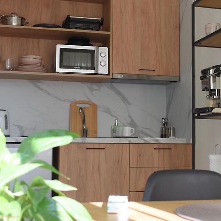 Feels Like Home Studio Apartments - Flh Albania ติรานา ภายนอก รูปภาพ