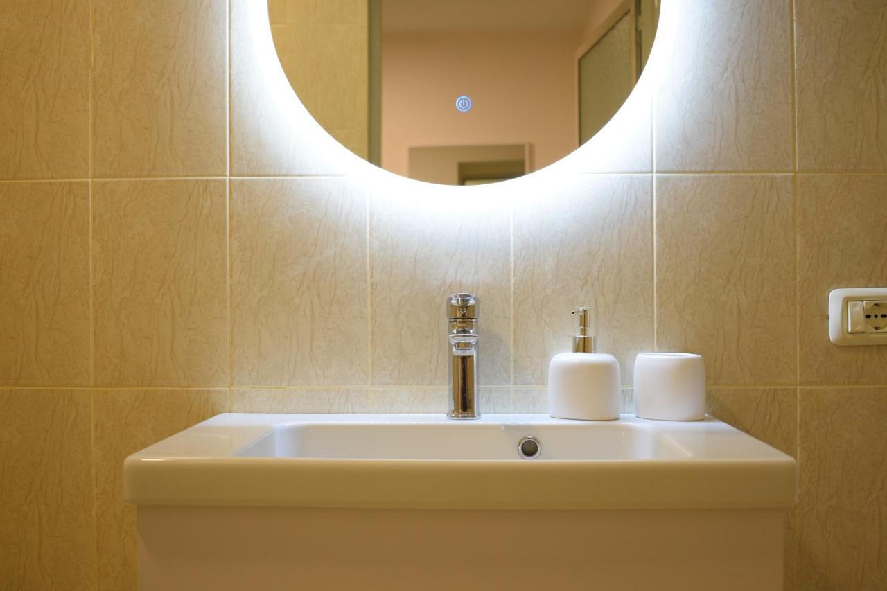 Feels Like Home Studio Apartments - Flh Albania ติรานา ภายนอก รูปภาพ