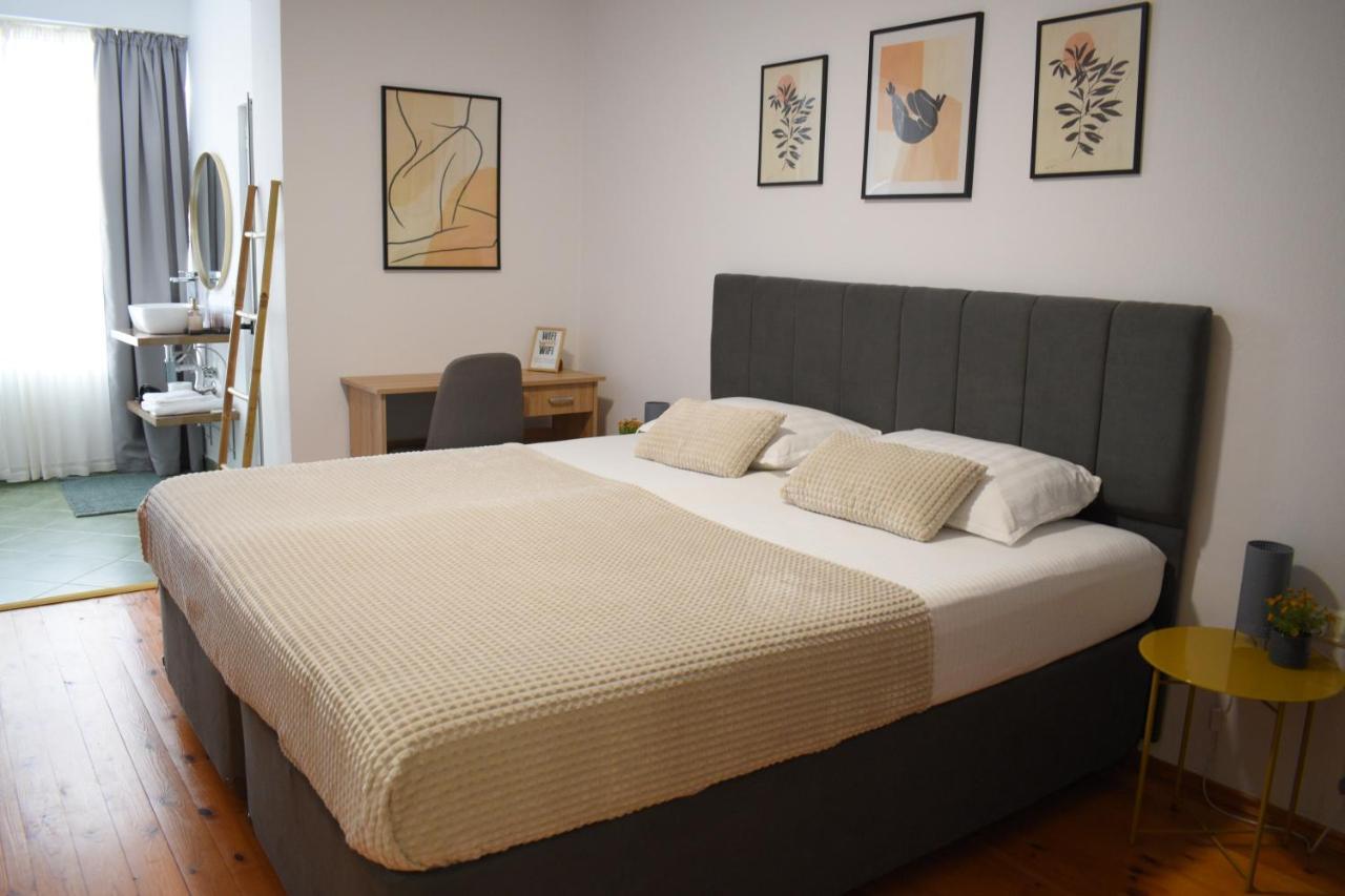 Feels Like Home Studio Apartments - Flh Albania ติรานา ภายนอก รูปภาพ