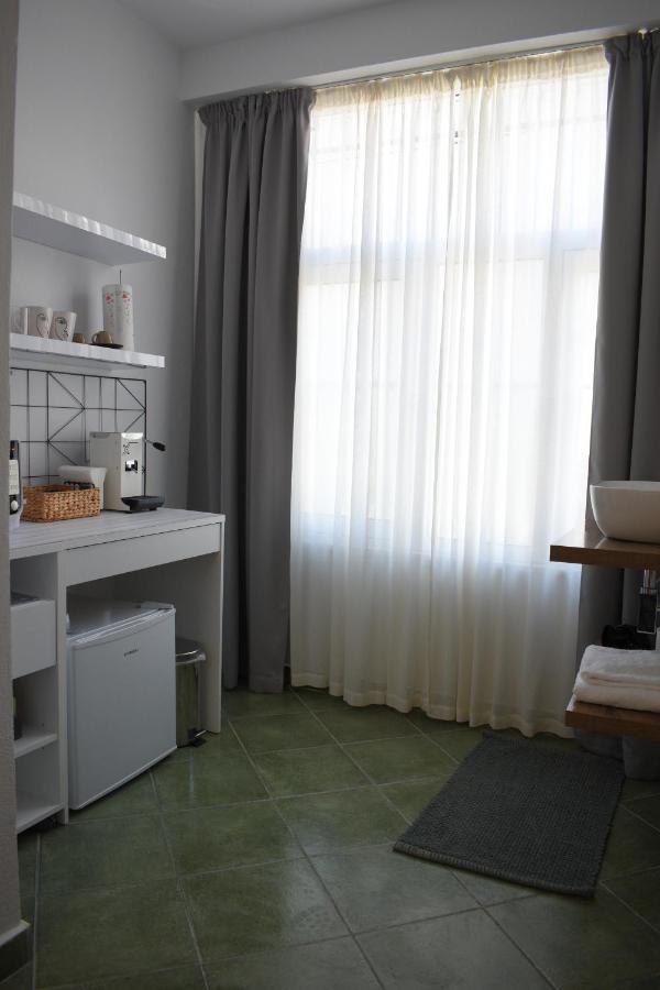 Feels Like Home Studio Apartments - Flh Albania ติรานา ภายนอก รูปภาพ