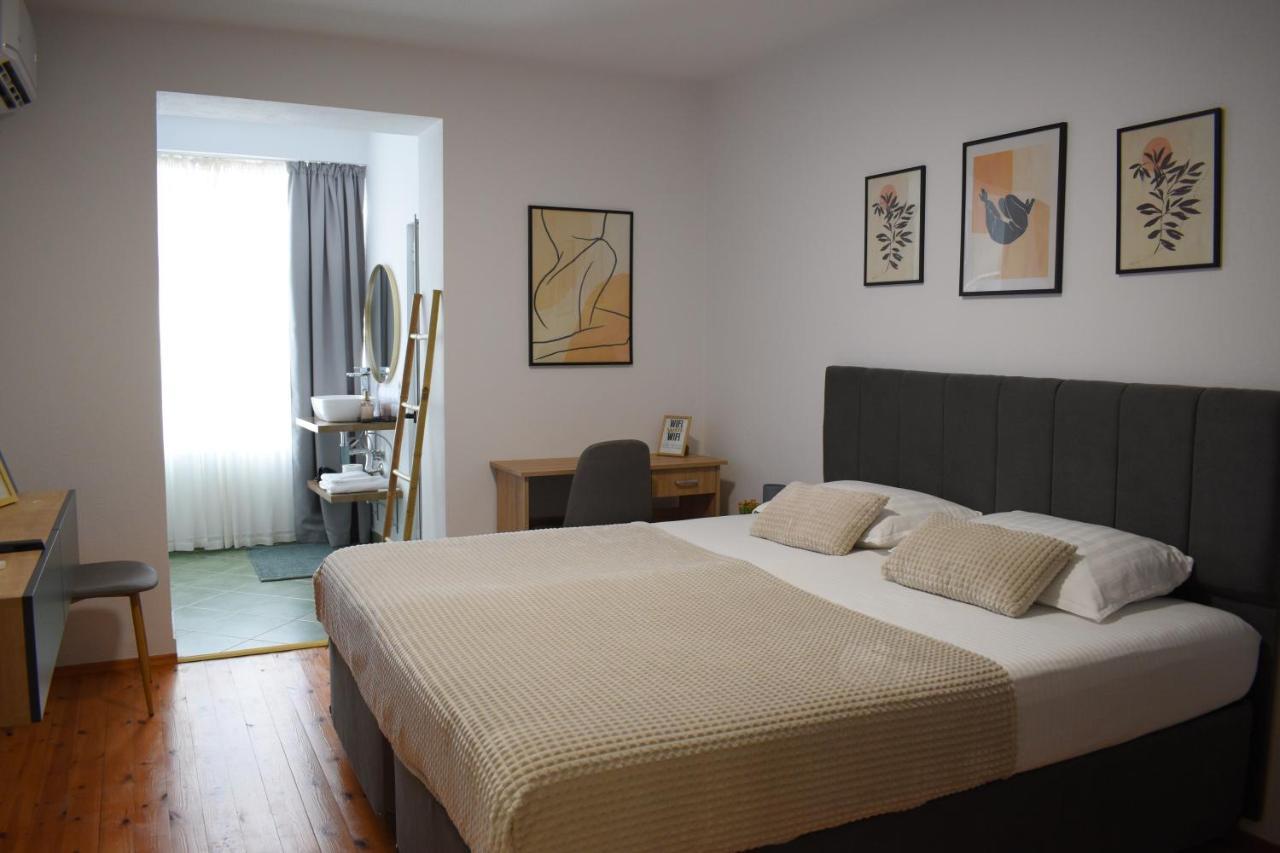 Feels Like Home Studio Apartments - Flh Albania ติรานา ภายนอก รูปภาพ